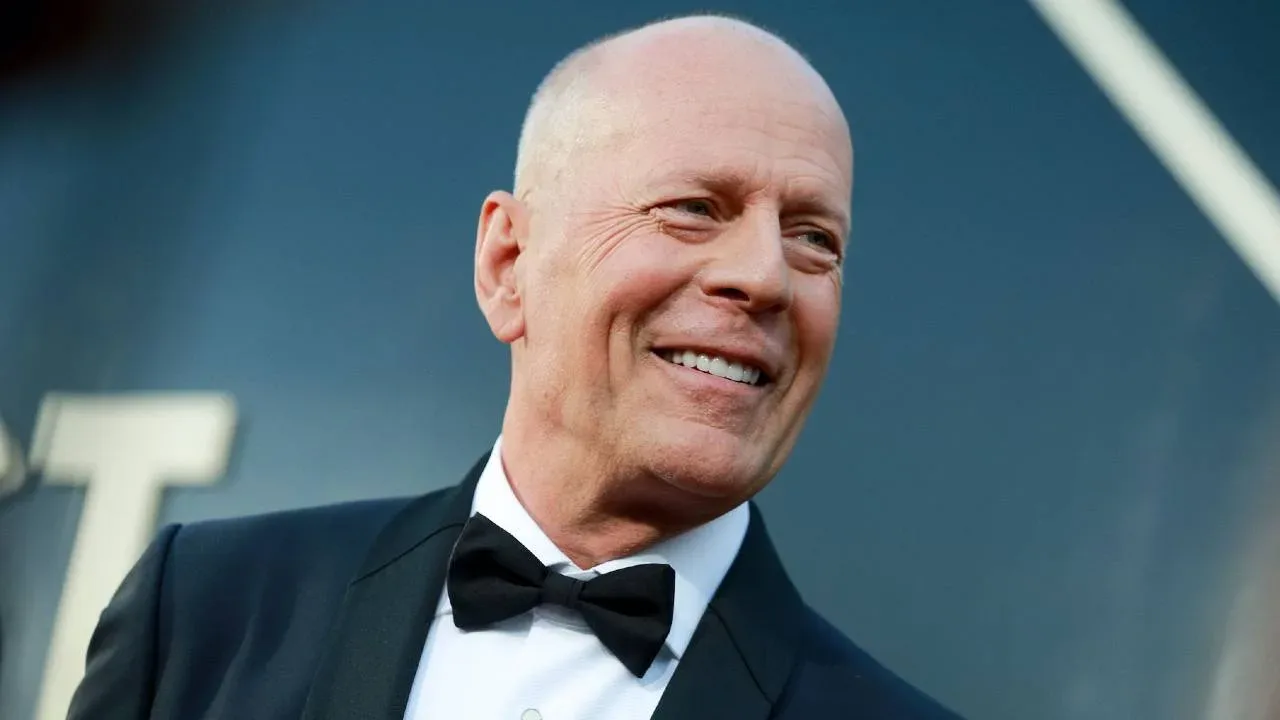 Bruce Willis riappare sui social grazie a Demi Moore